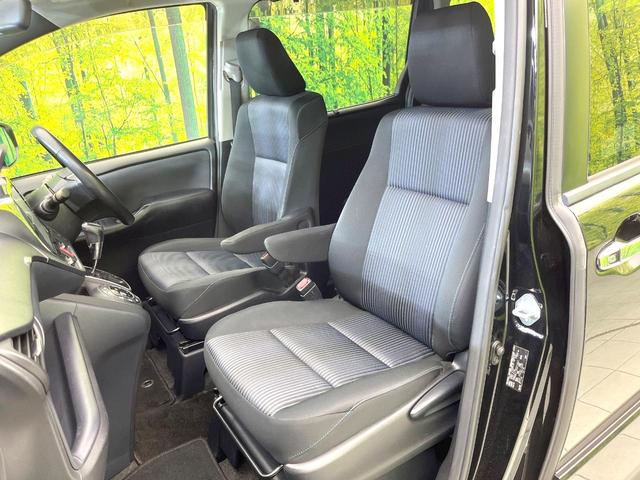 ヴォクシー ＺＳ　禁煙車　ＢＩＧＸ１０型ナビ　フリップダウンモニター　両側パワスラ　バックモニター　リアオートエアコン　オートエアコン　ＥＴＣ　スマートキー　オートライト　ＬＥＤヘッド　サンシェード　シートリフター（29枚目）