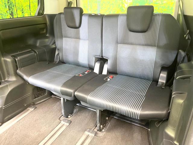 ヴォクシー ＺＳ　禁煙車　ＢＩＧＸ１０型ナビ　フリップダウンモニター　両側パワスラ　バックモニター　リアオートエアコン　オートエアコン　ＥＴＣ　スマートキー　オートライト　ＬＥＤヘッド　サンシェード　シートリフター（33枚目）