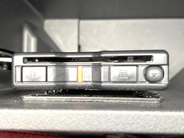 コペン ローブ　禁煙車　ＭＴ車　純正ナビ　バックモニター　オートエアコン　シートヒーター　ＥＴＣ　ＬＥＤヘッド　スマートキー　ドラレコ　ステアリングスイッチ　フォグ　１６インチＡＷ　Ｂｌｕｅｔｏｏｔｈ（7枚目）