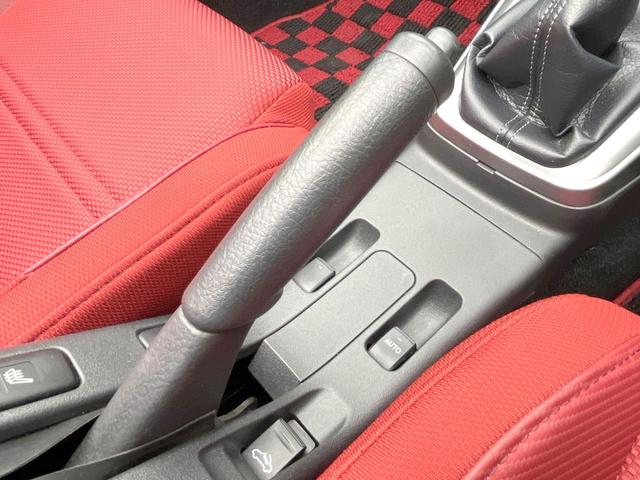 コペン ローブ　禁煙車　ＭＴ車　純正ナビ　バックモニター　オートエアコン　シートヒーター　ＥＴＣ　ＬＥＤヘッド　スマートキー　ドラレコ　ステアリングスイッチ　フォグ　１６インチＡＷ　Ｂｌｕｅｔｏｏｔｈ（30枚目）