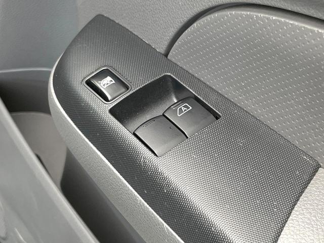 NV350キャラバンワゴン DX 禁煙車 純正オーディオ 電動サイドステップ リモコンキー ヘッドライトレベライザー 10人乗り リアクーラー リアヒーター(41枚目)