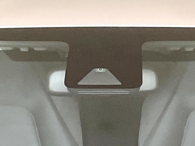 アクア X 禁煙車 ナビ付DA バックカメラ セーフティセンス レーダークルーズ ETC スマートキー オートエアコン オートライト LEDヘッドライト 100V電源(5枚目)