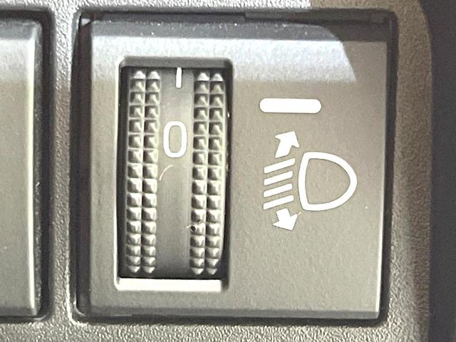 アクア X 禁煙車 ナビ付DA バックカメラ セーフティセンス レーダークルーズ ETC スマートキー オートエアコン オートライト LEDヘッドライト 100V電源(50枚目)