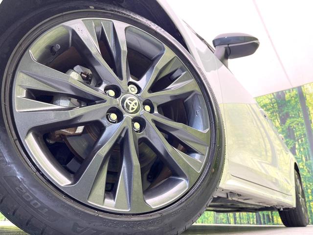 カローラツーリング ハイブリッド ダブルバイビー 禁煙車 純正ナビ バックカメラ BSM ヘッドアップディスプレイ セーフティセンス LEDヘッドライト LEDフォグライト レーダークルーズ ステアリングヒーター シートヒーター(13枚目)