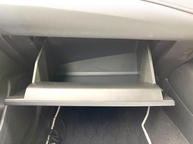 カローラツーリング ハイブリッド ダブルバイビー 禁煙車 純正ナビ バックカメラ BSM ヘッドアップディスプレイ セーフティセンス LEDヘッドライト LEDフォグライト レーダークルーズ ステアリングヒーター シートヒーター(42枚目)