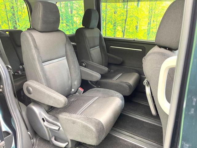 ステップワゴンスパーダ スパーダハイブリッド　Ｇ　ホンダセンシング　禁煙車　純正９型ナビ　バックカメラ　フリップダウン　両側電動スライドドア　アダプティブクルーズ　コーナーセンサー　オートエアコン　ＬＥＤヘッドライト　ＬＥＤフォグライト　スマートキー（9枚目）