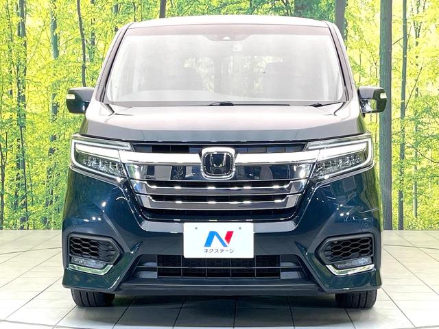 ステップワゴンスパーダ スパーダハイブリッド　Ｇ　ホンダセンシング　禁煙車　純正９型ナビ　バックカメラ　フリップダウン　両側電動スライドドア　アダプティブクルーズ　コーナーセンサー　オートエアコン　ＬＥＤヘッドライト　ＬＥＤフォグライト　スマートキー（15枚目）