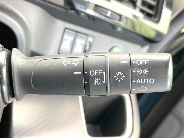 ステップワゴンスパーダ スパーダハイブリッド　Ｇ　ホンダセンシング　禁煙車　純正９型ナビ　バックカメラ　フリップダウン　両側電動スライドドア　アダプティブクルーズ　コーナーセンサー　オートエアコン　ＬＥＤヘッドライト　ＬＥＤフォグライト　スマートキー（31枚目）