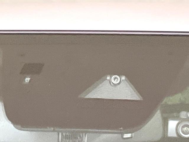 MAZDA2 15スポルト 禁煙車 マツダコネクト8.8型ナビ 360°ビューモニター スマートブレーキサポート ETC スマートキー LEDヘッドライト コーナーセンサー オートエアコン オートライト(5枚目)