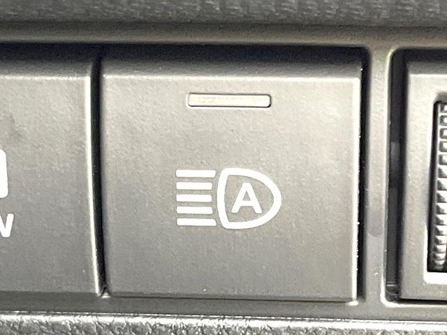 カローラクロス ハイブリッド Z バックカメラ 衝突被害軽減システム レーダークルーズ 禁煙車 ハーフレザーシート パワーシート コーナーセンサー スマートキー LEDヘッド ビルトインETC オートハイビーム オートライト(64枚目)