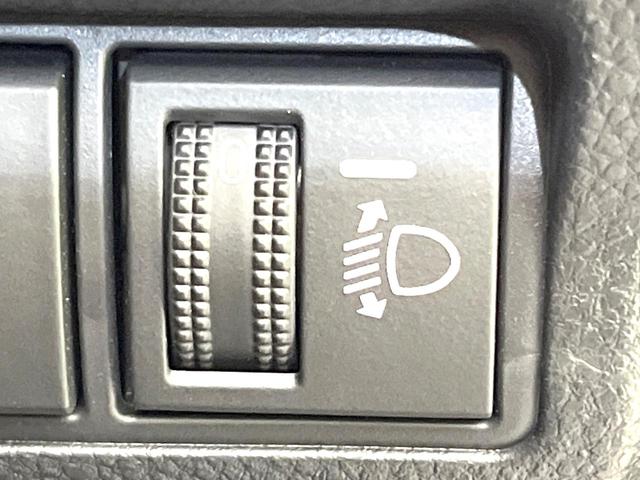 カローラクロス ハイブリッド Z バックカメラ 衝突被害軽減システム レーダークルーズ 禁煙車 ハーフレザーシート パワーシート コーナーセンサー スマートキー LEDヘッド ビルトインETC オートハイビーム オートライト(65枚目)