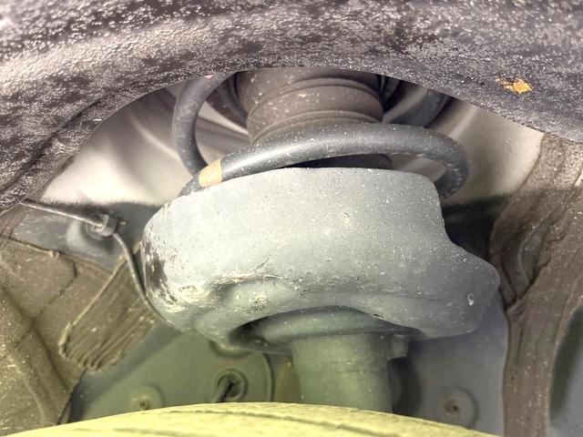 ヴォクシー ハイブリッドＳ－Ｚ　禁煙車　純正１０．５型ナビ　全方位モニター　モデリスタエアロ　後席モニター　快適利便ＰＫＧ　トヨタチームメイト　プロジェクターＬＥＤヘッド　デジタルミラー　ヘッドアップディスプレイ　パワーバックドア（63枚目）