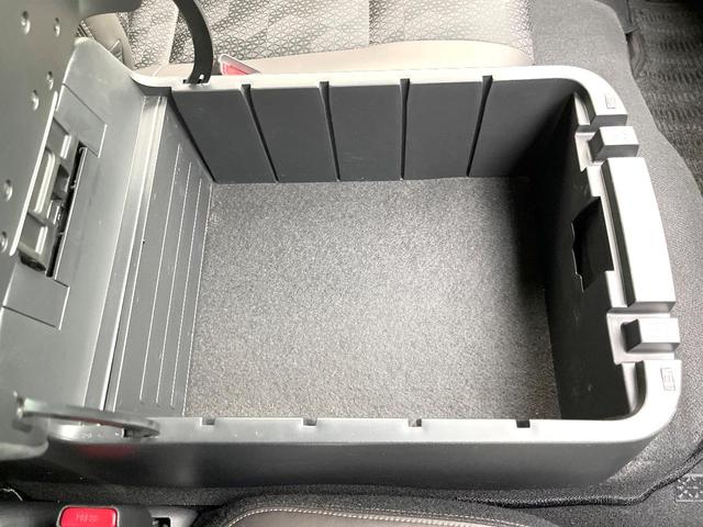 キャラバン ロンググランドプレミアムＧＸ　禁煙車　ベッドキッド　ＢＩＧ－Ｘ１１型ナビ　アラウンドビューモニター　デジタルミラー　エマージェンシーブレーキ　電動スライドドア　スマートキー　ＥＴＣ　オートエアコン　オートライト　ＬＥＤヘッドライト（35枚目）