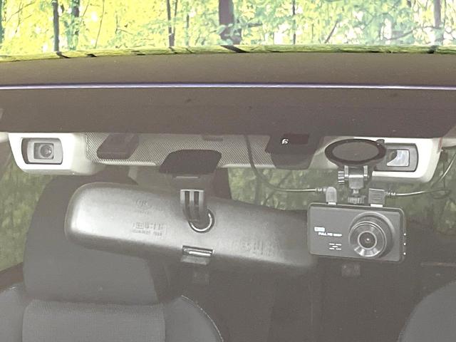 インプレッサスポーツ ２．０ｉ－Ｓアイサイト　禁煙車　純正８型ナビ　バックカメラ　レーダークルーズ　パドルシフト　ＥＴＣ　ドラレコ　スマートキー　ＬＥＤヘッドライト　フォグライト　オートエアコン　オートライト　純正１８インチアルミ（5枚目）