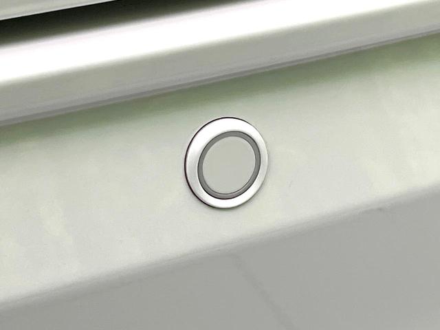 ノア ハイブリッドS-Z 禁煙車 純正10.5型ナビ 全方位モニター セーフティセンス レーダークルーズ BSM ユニバーサルステップ 両側パワスラ DVD/CDデッキ リアオートエアコン オートエアコン シートヒーター(62枚目)