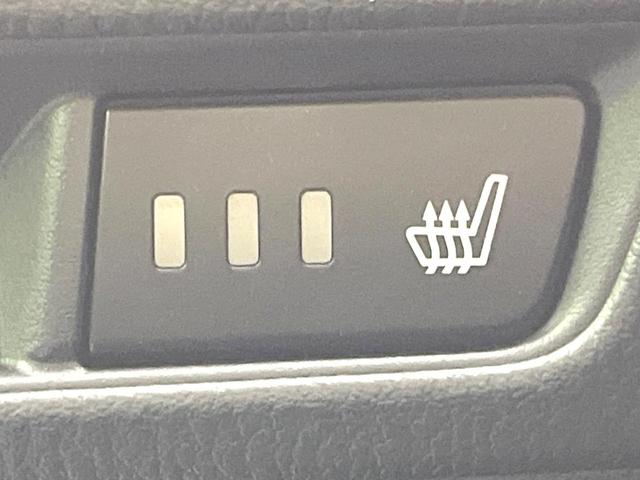 【シートヒーター】寒い日に重宝するシートヒーター！エアコンより早く温まってくれるので寒がりの人も安心ですね♪エアコンの温風は乾燥するから苦手、という方にもをおすすめです。