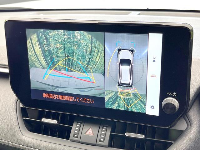 【パノラミックビューモニター】専用のカメラにより、上から見下ろしたような視点で３６０度クルマの周囲を確認することができます☆死角部分も確認しやすく、狭い場所での切り返しや駐車もスムーズに行えます。