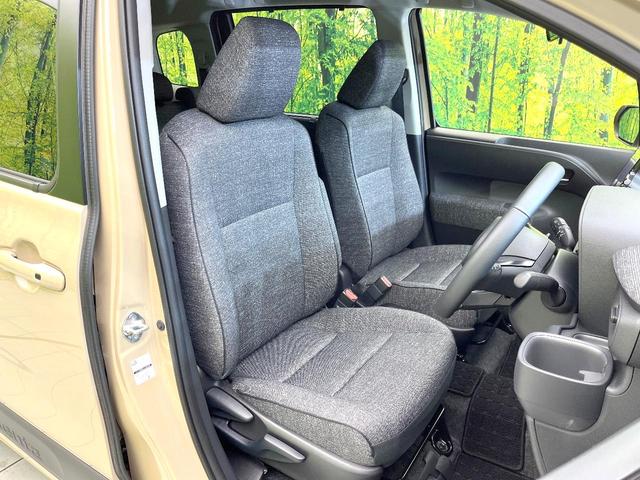 シエンタ ハイブリッドＺ　禁煙車　純正１０．５型ナビ　パノラミックビューモニター　ＢＳＭ　セーフティセンス　レーダークルーズ　両側電動スライドドア　ＥＴＣ　スマートキー　ＬＥＤヘッドライト　ドラレコ（8枚目）