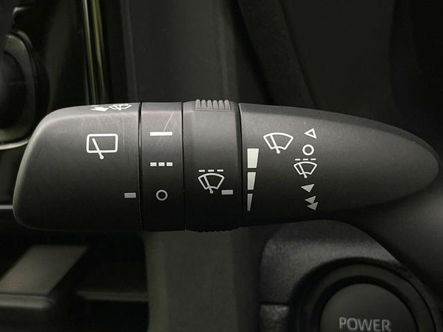 シエンタ ハイブリッドＺ　禁煙車　純正１０．５型ナビ　パノラミックビューモニター　ＢＳＭ　セーフティセンス　レーダークルーズ　両側電動スライドドア　ＥＴＣ　スマートキー　ＬＥＤヘッドライト　ドラレコ（28枚目）