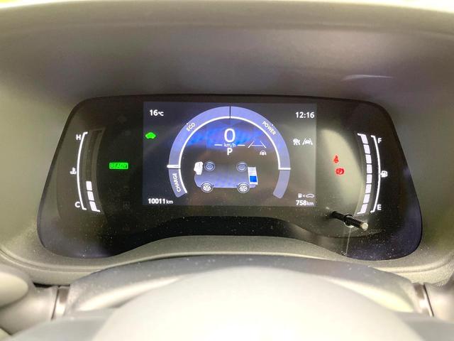 シエンタ ハイブリッドＺ　禁煙車　純正１０．５型ナビ　パノラミックビューモニター　ＢＳＭ　セーフティセンス　レーダークルーズ　両側電動スライドドア　ＥＴＣ　スマートキー　ＬＥＤヘッドライト　ドラレコ（32枚目）