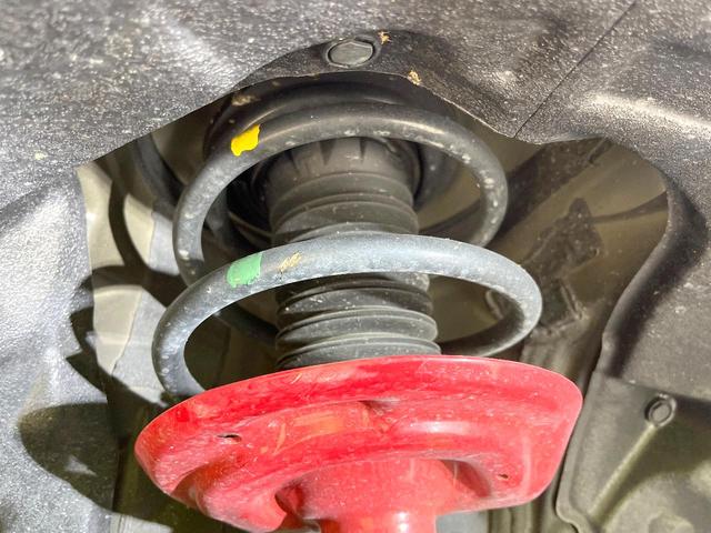 ＲＡＶ４ アドベンチャー　オフロードパッケージＩＩ　禁煙車　純正１０．５型ＤＡ　バックカメラ　セーフティセンス　ＢＳＭ　デジタルミラー　ステアリングヒーター　シートベンチレーション　レーダークルーズ　ＥＴＣ　スマートキー　ＬＥＤヘッドライト（20枚目）