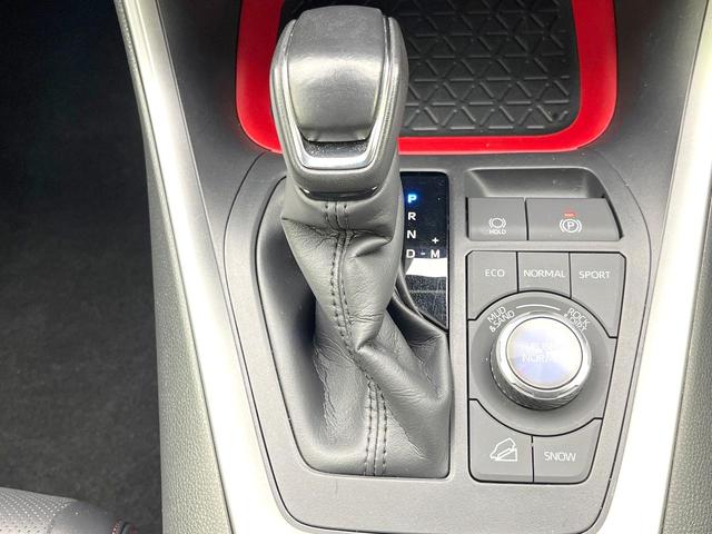 ＲＡＶ４ アドベンチャー　オフロードパッケージＩＩ　禁煙車　純正１０．５型ＤＡ　バックカメラ　セーフティセンス　ＢＳＭ　デジタルミラー　ステアリングヒーター　シートベンチレーション　レーダークルーズ　ＥＴＣ　スマートキー　ＬＥＤヘッドライト（24枚目）