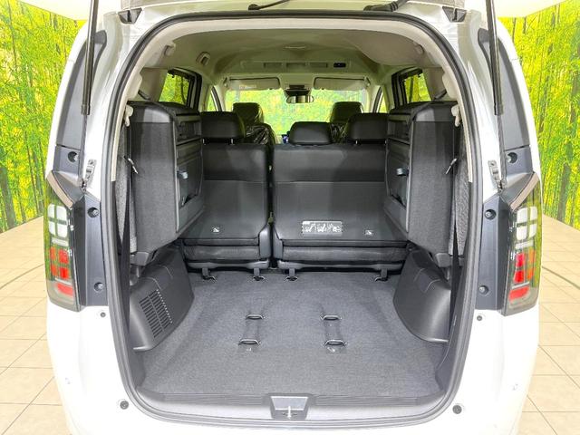 フリード エアー　ＥＸ　登録済未使用車　純正９インチコネクトナビ　バックモニター　ホンダセンシング　レーダークルーズ　両側パワスラ　ＢＳＭ　シートヒーター　オートエアコン　リアクーラー　ＬＥＤヘッド　オートライト（11枚目）