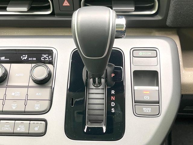 フリード エアー　ＥＸ　登録済未使用車　純正９インチコネクトナビ　バックモニター　ホンダセンシング　レーダークルーズ　両側パワスラ　ＢＳＭ　シートヒーター　オートエアコン　リアクーラー　ＬＥＤヘッド　オートライト（22枚目）