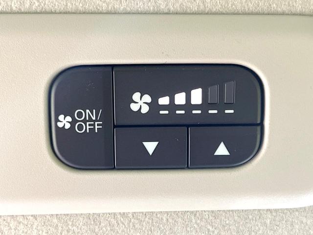 フリード エアー　ＥＸ　登録済未使用車　純正９インチコネクトナビ　バックモニター　ホンダセンシング　レーダークルーズ　両側パワスラ　ＢＳＭ　シートヒーター　オートエアコン　リアクーラー　ＬＥＤヘッド　オートライト（49枚目）