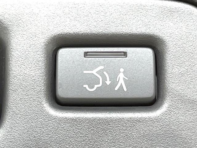 ヴェゼル e:HEV Z 禁煙車 純正9型ナビ バックモニター ホンダセンシング レーダークルーズ BSM ステアリングヒーター パワーバックドア ワイヤレス充電 LEDヘッド ETC ドラレコ シートヒーター スマートキー(43枚目)