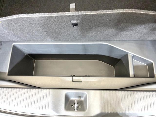 ヴェゼル e:HEV Z 禁煙車 純正9型ナビ バックモニター ホンダセンシング レーダークルーズ BSM ステアリングヒーター パワーバックドア ワイヤレス充電 LEDヘッド ETC ドラレコ シートヒーター スマートキー(45枚目)