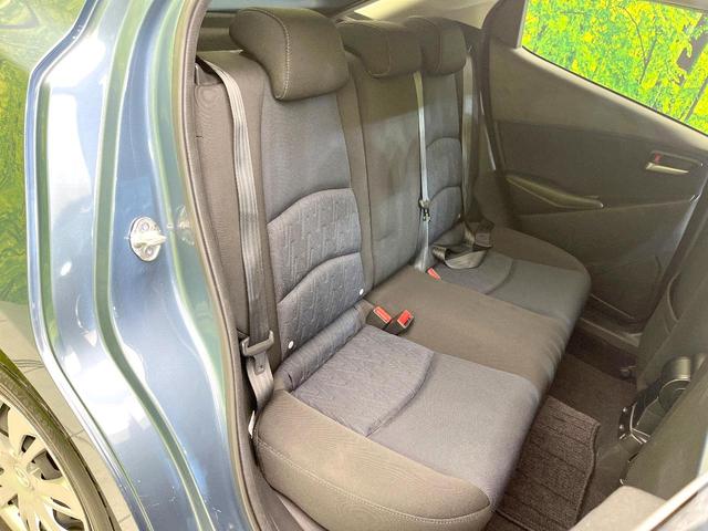 デミオ 13S 禁煙車 4WD 純正ナビ バックモニター スマートブレーキ ドラレコ ETC シートヒーター LEDヘッド オートライト オートエアコン 電動格納ミラー CD/DVD/地デジ シートリフター(9枚目)