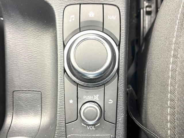 デミオ 13S 禁煙車 4WD 純正ナビ バックモニター スマートブレーキ ドラレコ ETC シートヒーター LEDヘッド オートライト オートエアコン 電動格納ミラー CD/DVD/地デジ シートリフター(28枚目)