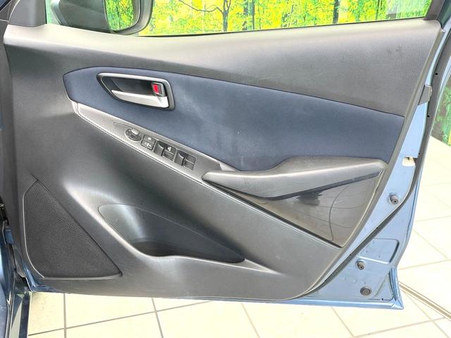 デミオ 13S 禁煙車 4WD 純正ナビ バックモニター スマートブレーキ ドラレコ ETC シートヒーター LEDヘッド オートライト オートエアコン 電動格納ミラー CD/DVD/地デジ シートリフター(36枚目)