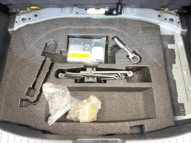 デミオ 13S 禁煙車 4WD 純正ナビ バックモニター スマートブレーキ ドラレコ ETC シートヒーター LEDヘッド オートライト オートエアコン 電動格納ミラー CD/DVD/地デジ シートリフター(49枚目)