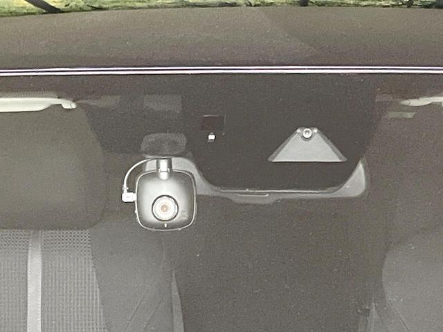 アクセラスポーツ 15XD プロアクティブ 禁煙車 純正ナビ スマートブレーキ BSM レーダークルーズ ヘッドアップディスプレイ ETC スマートキー ターボ オートエアコン パーキングセンサー パドルシフト オートライト LEDヘッド(5枚目)