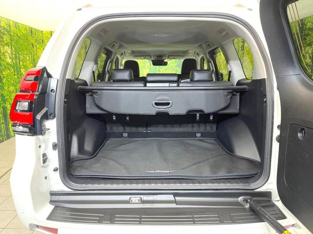 ランドクルーザープラド TX Lパッケージ マットブラックエディション 禁煙車 純正9型ナビ サンルーフ セーフティセンス レーダークルーズ シートヒーター ベンチレーション ブラック内装 パワーシート ブラックルーフレール LEDヘッド オートライト ETC(10枚目)