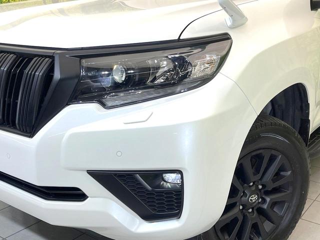 ランドクルーザープラド TX Lパッケージ マットブラックエディション 禁煙車 純正9型ナビ サンルーフ セーフティセンス レーダークルーズ シートヒーター ベンチレーション ブラック内装 パワーシート ブラックルーフレール LEDヘッド オートライト ETC(12枚目)