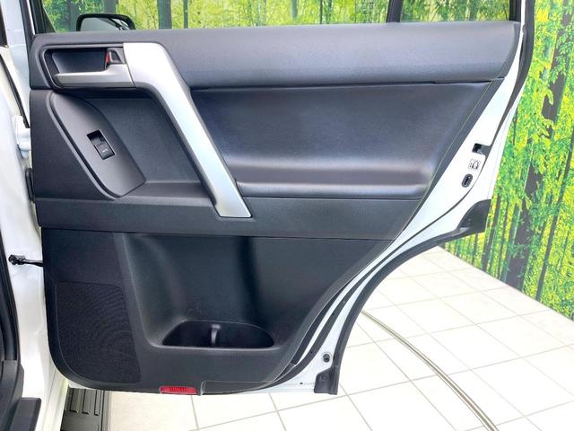 ランドクルーザープラド TX Lパッケージ マットブラックエディション 禁煙車 純正9型ナビ サンルーフ セーフティセンス レーダークルーズ シートヒーター ベンチレーション ブラック内装 パワーシート ブラックルーフレール LEDヘッド オートライト ETC(41枚目)