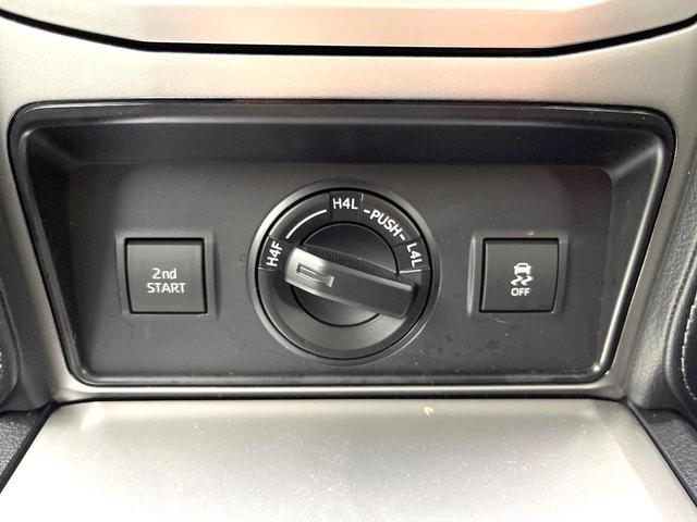 ランドクルーザープラド TX Lパッケージ マットブラックエディション 禁煙車 純正9型ナビ サンルーフ セーフティセンス レーダークルーズ シートヒーター ベンチレーション ブラック内装 パワーシート ブラックルーフレール LEDヘッド オートライト ETC(45枚目)