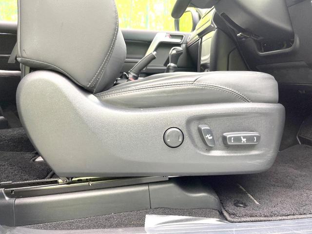 ランドクルーザープラド TX Lパッケージ マットブラックエディション 禁煙車 純正9型ナビ サンルーフ セーフティセンス レーダークルーズ シートヒーター ベンチレーション ブラック内装 パワーシート ブラックルーフレール LEDヘッド オートライト ETC(52枚目)