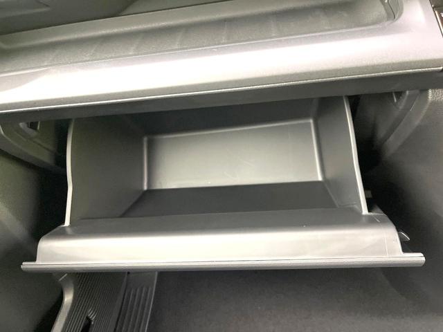 ステップワゴン ｅ：ＨＥＶスパーダ　登録済未使用車　純正１１．４型ナビ　バックモニター　ホンダセンシング　両側パワスラ　ＢＳＭ　レーダークルーズ　オットマンシート　リアオートエアコン　オートエアコン　シートヒーター　パワーバックドア（41枚目）