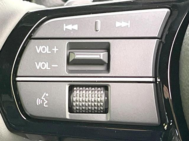 ステップワゴン ｅ：ＨＥＶスパーダ　登録済未使用車　純正１１．４型ナビ　バックモニター　ホンダセンシング　両側パワスラ　ＢＳＭ　レーダークルーズ　オットマンシート　リアオートエアコン　オートエアコン　シートヒーター　パワーバックドア（44枚目）