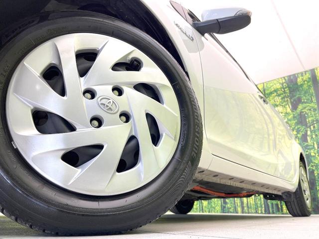 アクア Sスタイルブラック 禁煙車 純正ナビ バックモニター セーフティセンス Bluetooth スマートキー オートエアコン ETC オートライト ステアリングスイッチ 電動格納ミラー シートリフター バニティミラー(13枚目)