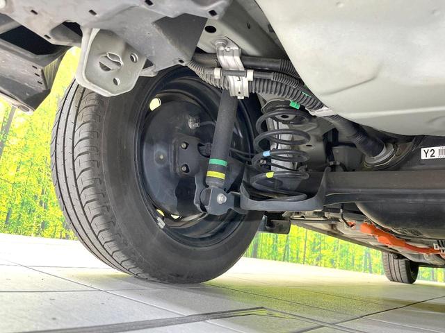 アクア Sスタイルブラック 禁煙車 純正ナビ バックモニター セーフティセンス Bluetooth スマートキー オートエアコン ETC オートライト ステアリングスイッチ 電動格納ミラー シートリフター バニティミラー(20枚目)