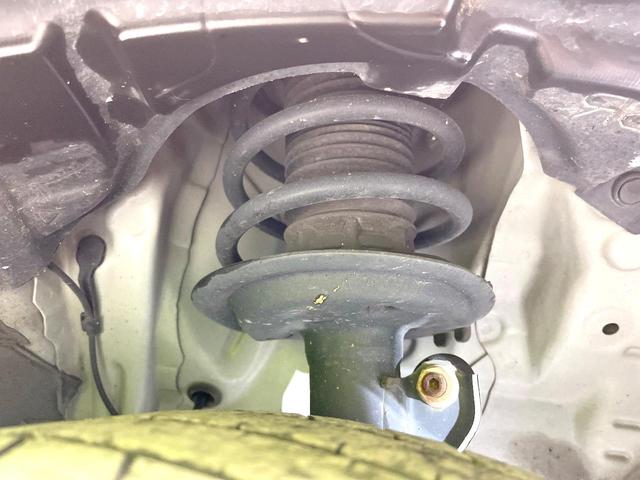 アクア Sスタイルブラック 禁煙車 純正ナビ バックモニター セーフティセンス Bluetooth スマートキー オートエアコン ETC オートライト ステアリングスイッチ 電動格納ミラー シートリフター バニティミラー(62枚目)