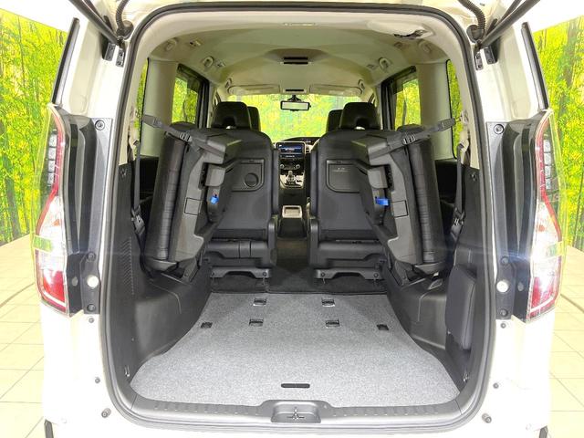 セレナ e-パワー ハイウェイスターG 禁煙車 純正10型ナビ 全方位モニター エマブレ BSM 両側パワスラ デジタルミラー クルコン オートエアコン リアオートエアコン ETC ドラレコ スマートキー LEDヘッド オートライト フォグ(11枚目)