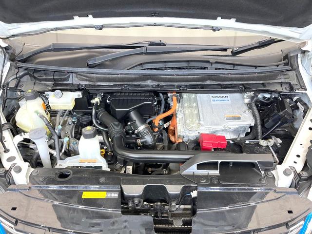 セレナ e-パワー ハイウェイスターG 禁煙車 純正10型ナビ 全方位モニター エマブレ BSM 両側パワスラ デジタルミラー クルコン オートエアコン リアオートエアコン ETC ドラレコ スマートキー LEDヘッド オートライト フォグ(18枚目)