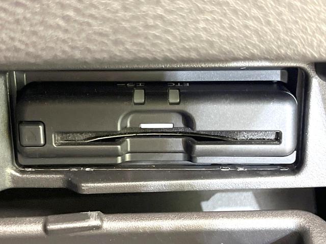 セレナ e-パワー ハイウェイスターG 禁煙車 純正10型ナビ 全方位モニター エマブレ BSM 両側パワスラ デジタルミラー クルコン オートエアコン リアオートエアコン ETC ドラレコ スマートキー LEDヘッド オートライト フォグ(27枚目)