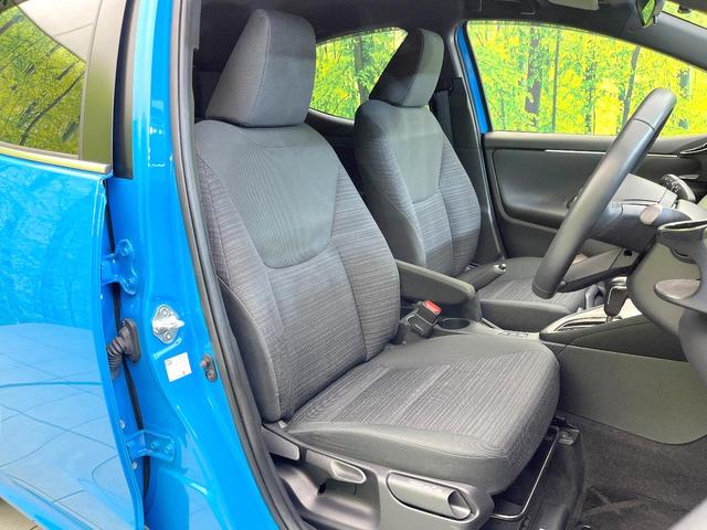 ヤリス ハイブリッドZ 禁煙車 純正8型ディスプレイ ナビキット 全方位モニター セーフティセンス レーダークルーズ BSM ブラックルーフ ドラレコ ETC ヘッドアップディスプレイ シートヒーター LEDヘッド(8枚目)